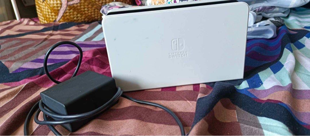 Nintendo Switch (Category: Nintendo) located in Makati City. Submitted by silva21 (Listing ID 1272567353, Image 2). Description: Nintendo Switch • With games • Well used (looks new) • conplete set.