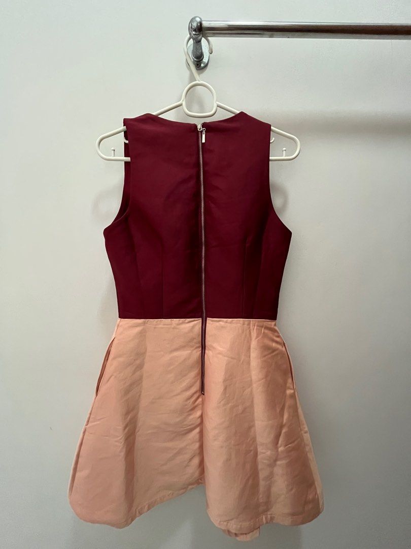 Ninth clothing shop