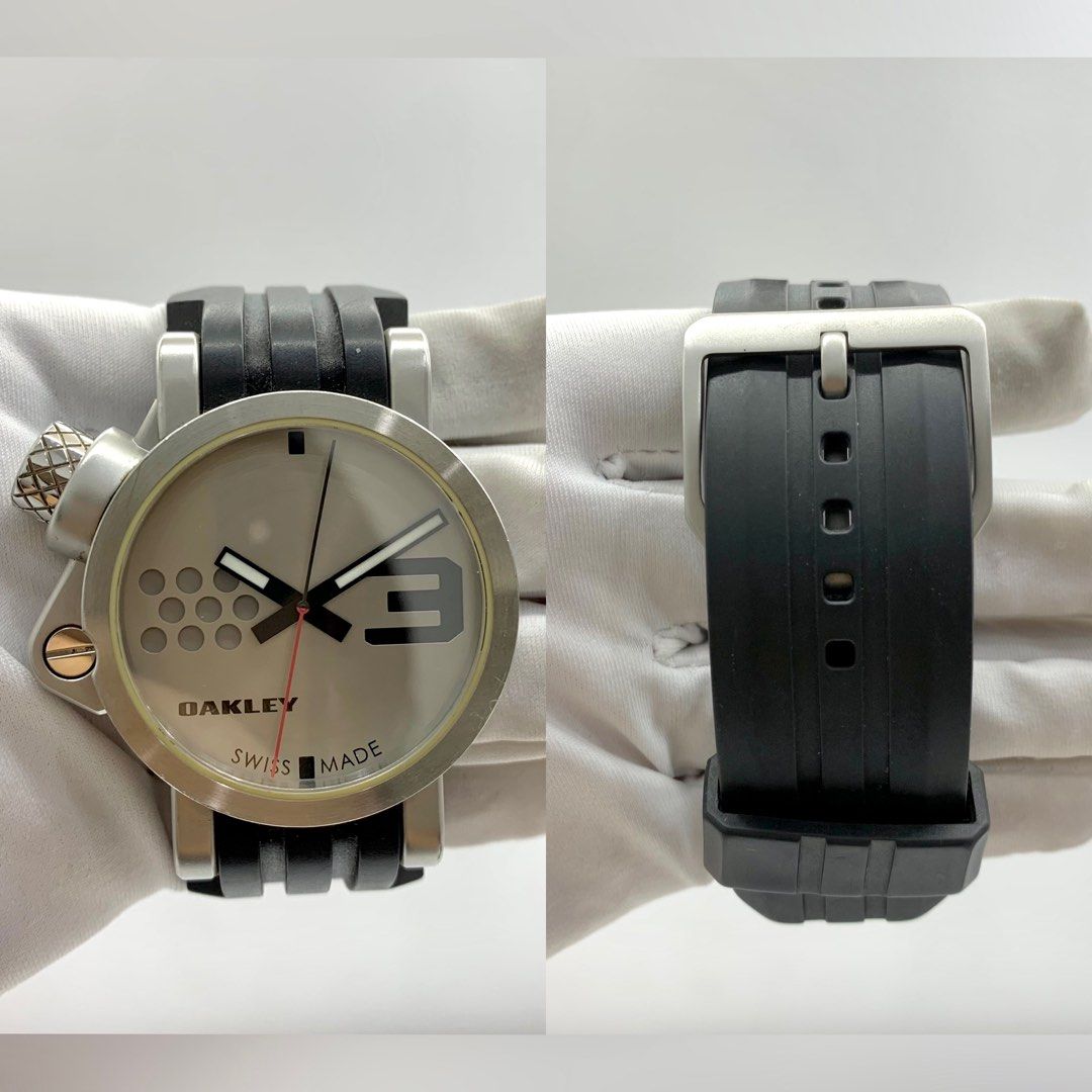 OAKLEY TRANSFER CASE 39MM QUARTZ MENS WATCH 237036641 Luxury