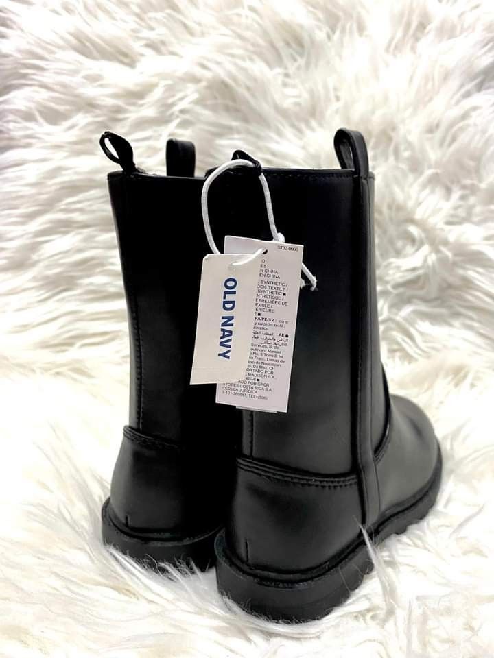 Old navy kids snow boots sale