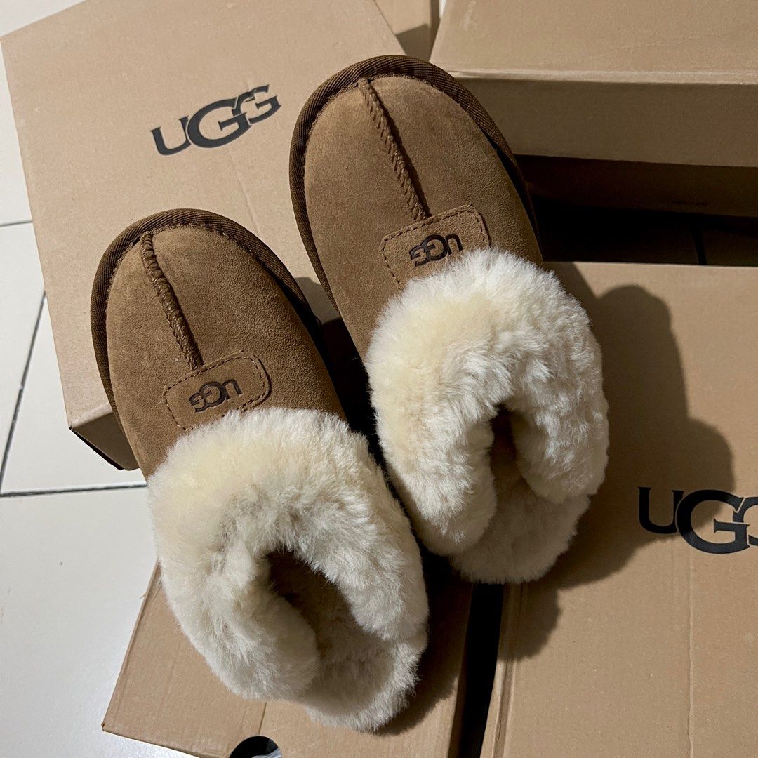 Ugg slippers deals box