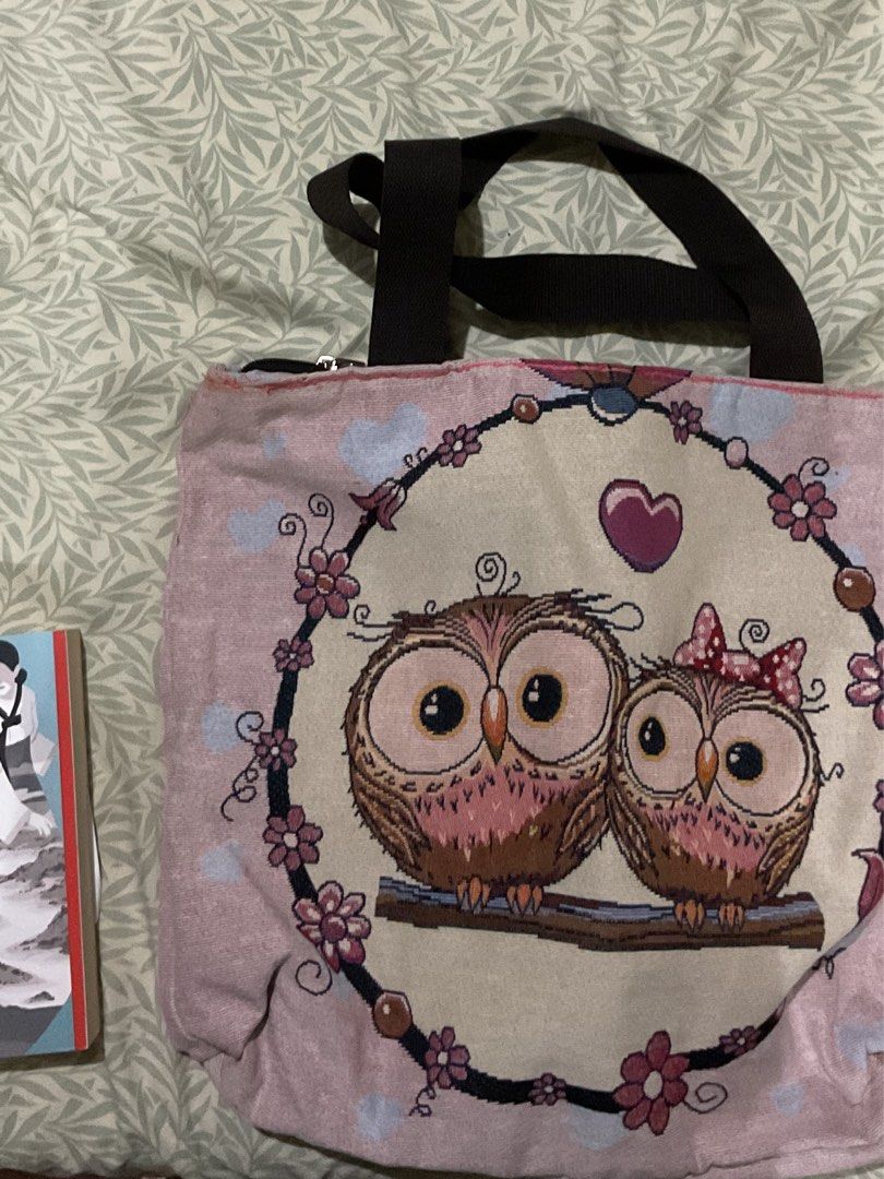 Owl Tote Bag (Category: Tote Bags) located in Pasig City. Submitted by 21thunder (Listing ID 1272548069, Image 3). Description: - large - has inner lining and a small pocket inside - send me a message for more photos.