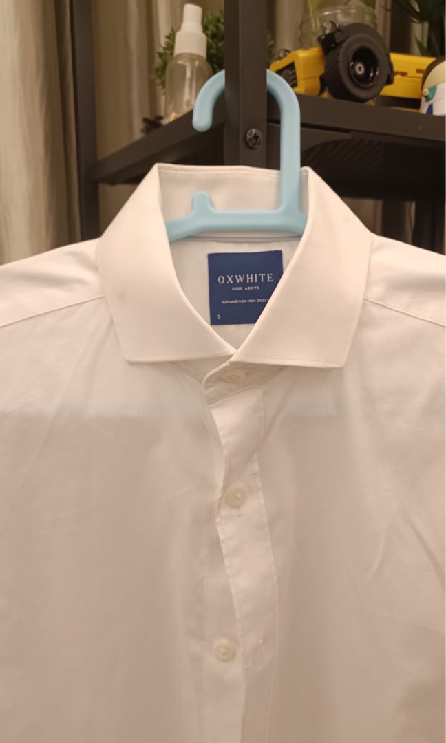 OXwhite Formal White Shirt, Men's Fashion, Tops & Sets, Formal Shirts on  Carousell