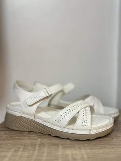 Parisian Comfy White Sandals - Yoni