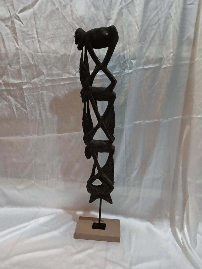 Patung etnik Papua tumpuk 3, Antik, Pajangan di Carousell