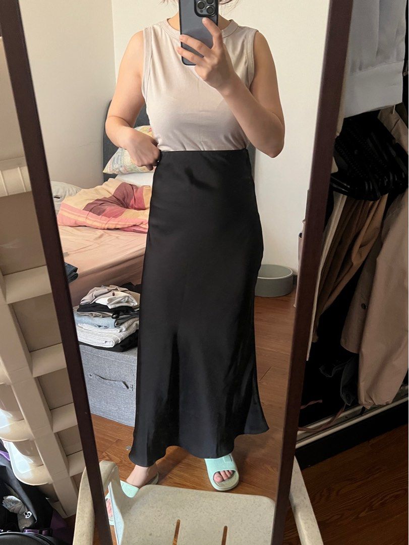 Black casual on sale a line skirt