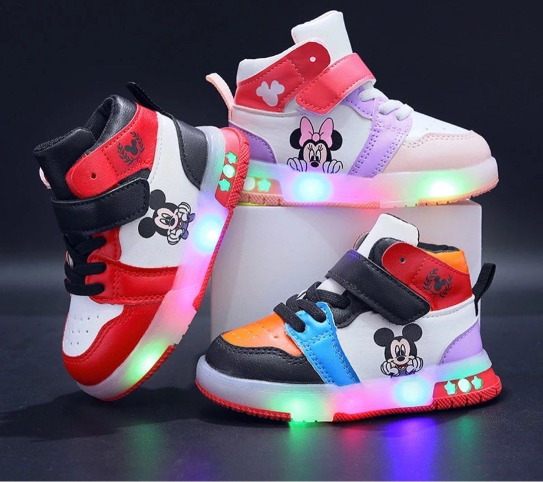 Mickey mouse on sale velcro shoes