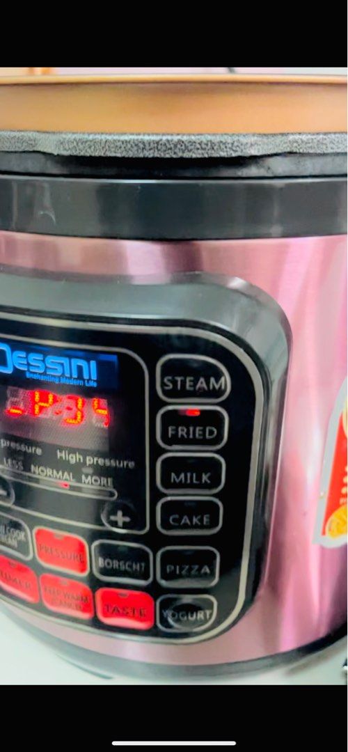 Pressure Cooker 6L Dessini, TV & Home Appliances, Kitchen Appliances