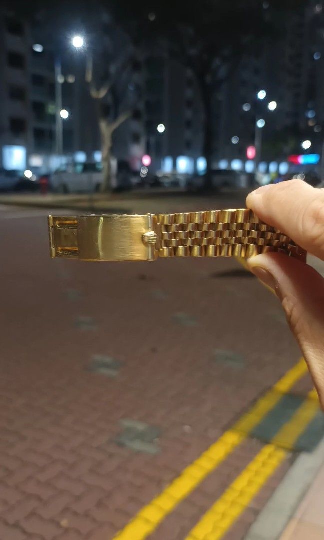 Rolex shop bracelet tightening