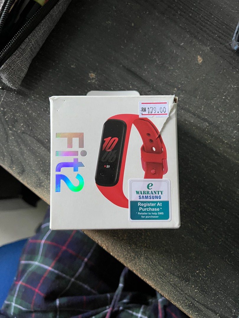 Samsung gear fit hotsell 2 strap broken