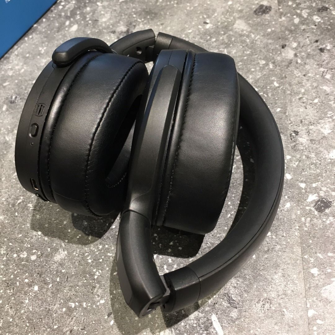 Sennheiser HD350BT Over Ear Bluetooth Wireless Headphone Demo 257