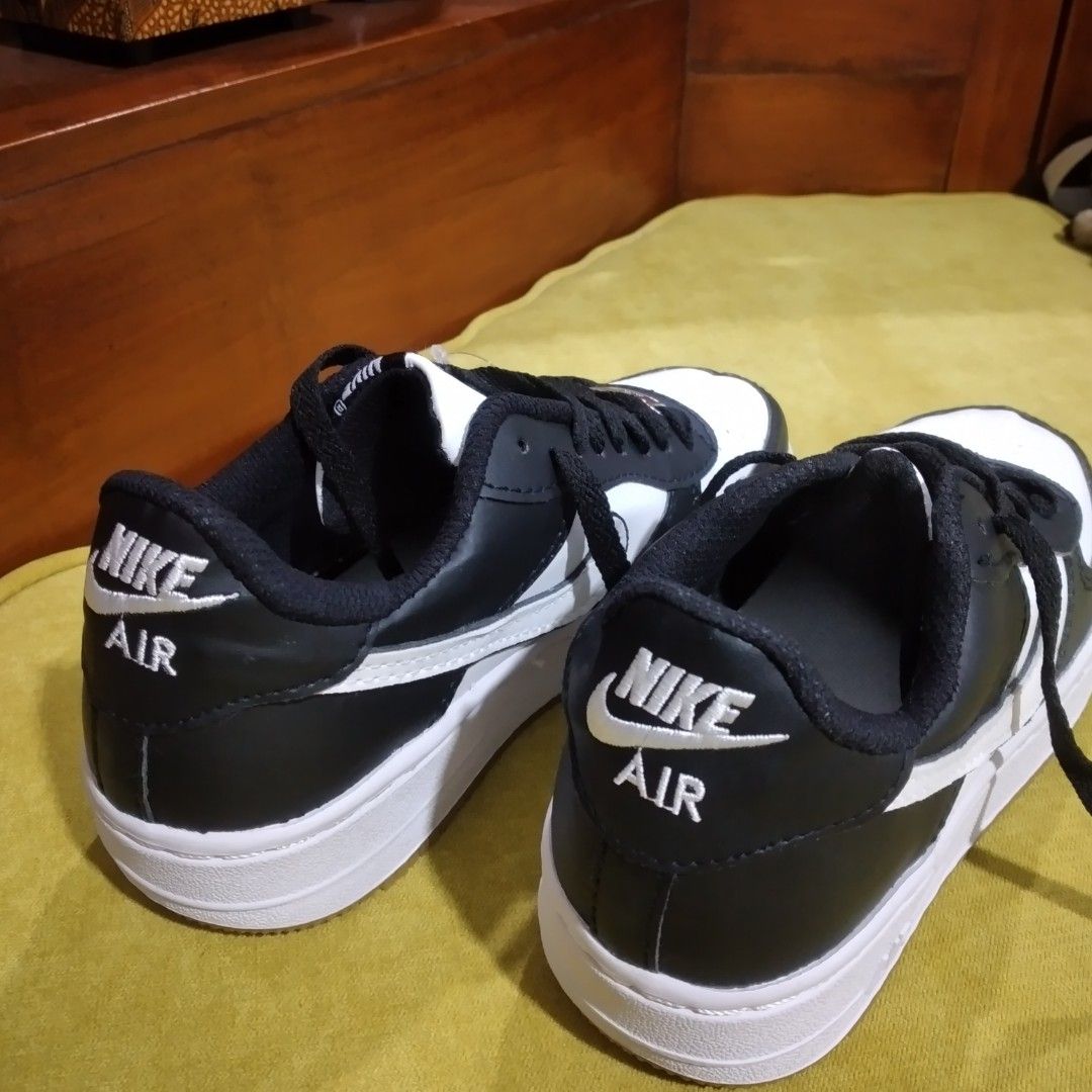 Sepatu nike store premium