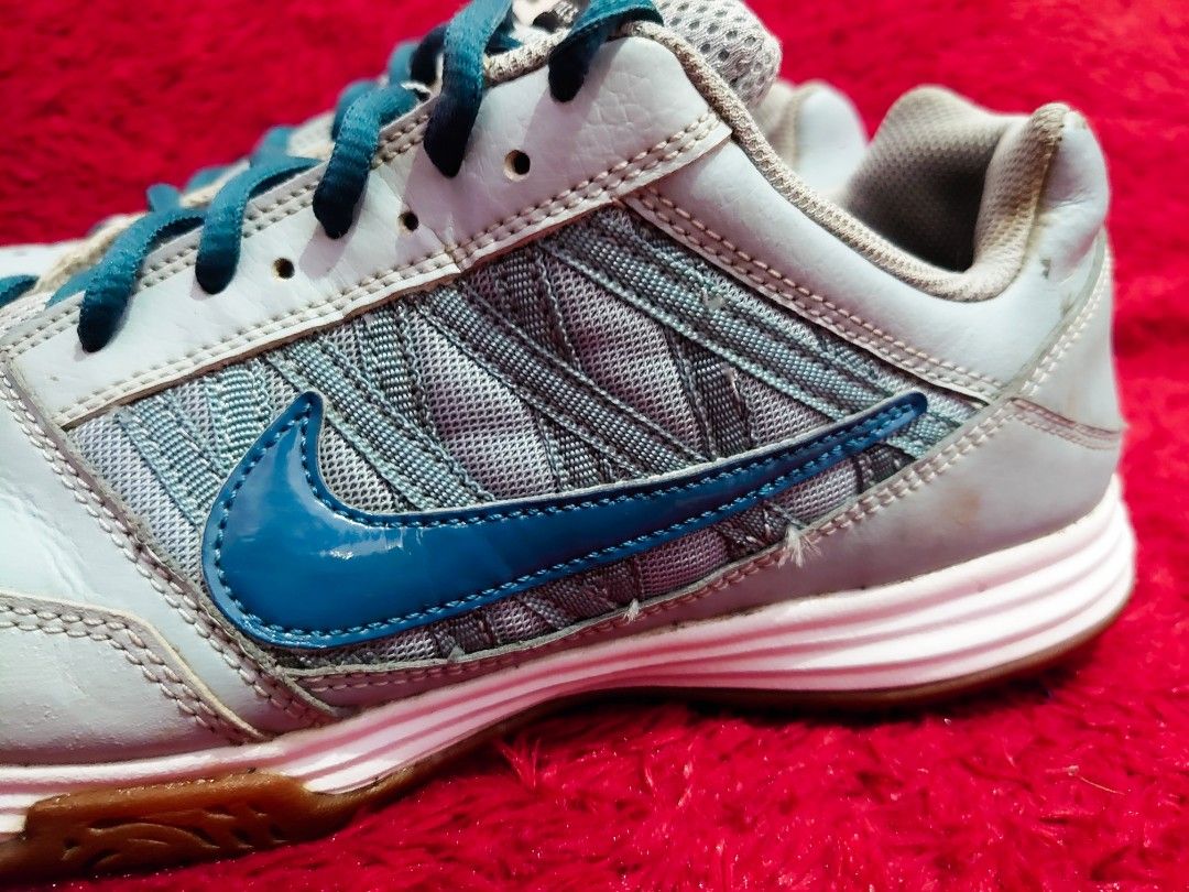 Sepatu Volly Tenis Nike Court Shuttle 5 Original Olah Raga Perlengkapan Olahraga Lainnya di Carousell