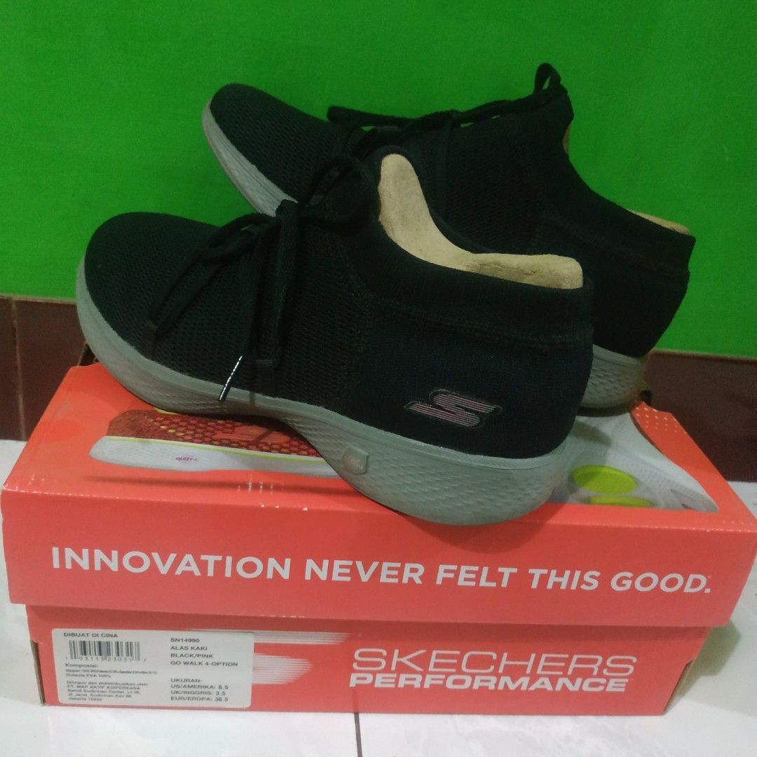 Skechers go walk 4 Fesyen Wanita Sepatu di Carousell