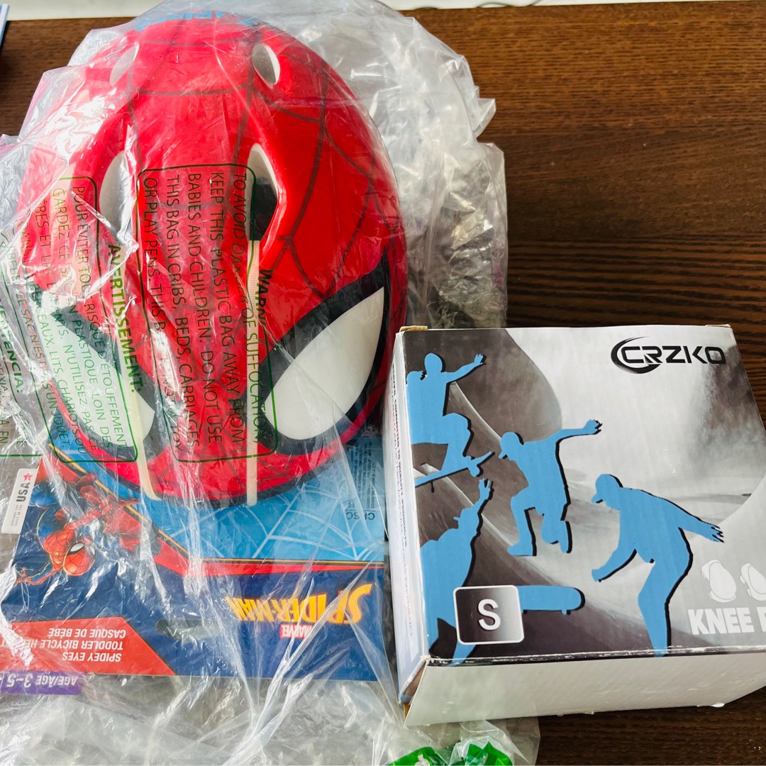 Till 26Dec SpiderMan helmet and knee elbow pads with wrist guards
