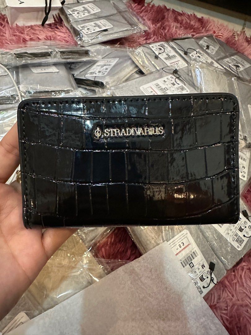 Stradivarius, Women's Fashion, Bags & Wallets, Wallets & Card holders ...