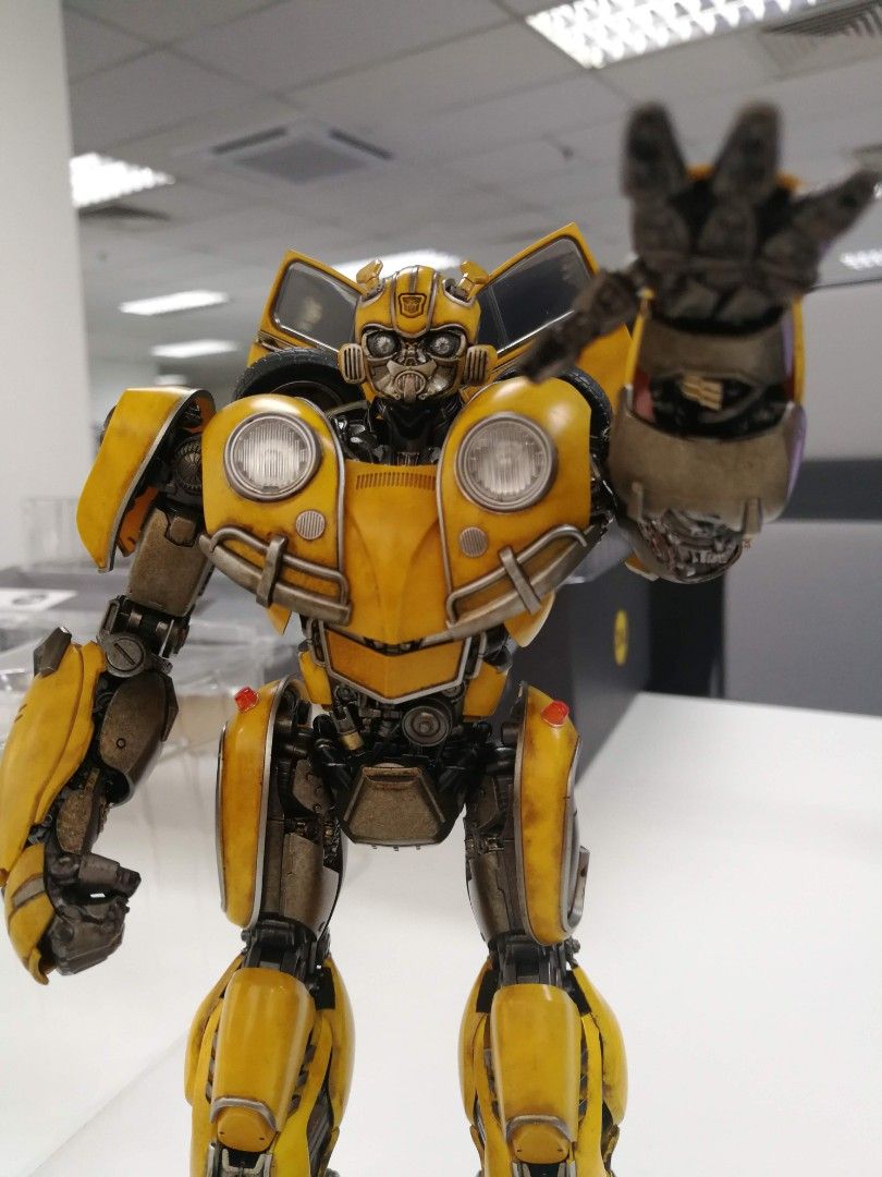 Transformers 3A Deluxe Scale Bumblebee