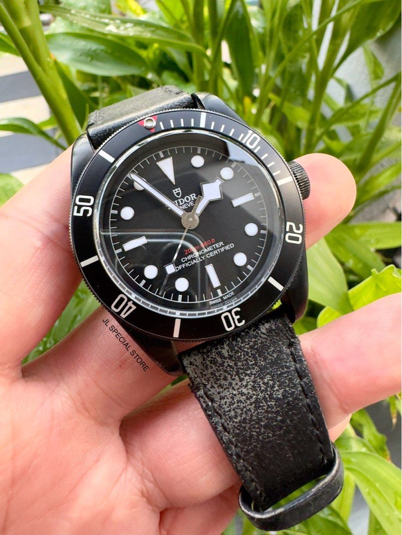 Tudor black bay sales dark leather strap