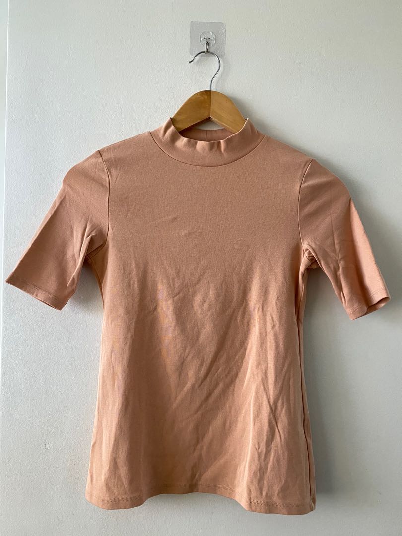 Uniqlo Ribbed Shortsleeve Shirt Peach Rust Colour Sz Large