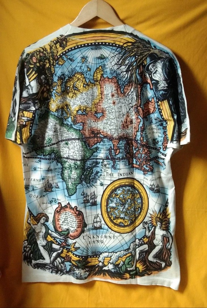 VINTAGE 1992 AOP WORLD MAP TEE LIQUID BLUE LARGE (Category: Tshirts & Polo Shirts ) located in Marikina City. Submitted by windeq15 (Listing ID 1272542328, Image 2). Description: Vintage 1992 AOP World Map Tees Liquid Blue Size Large on tag Dimensions pit to pit 22 inches length 32 inches Fits to XLARGE FREE SHIPPING Last 3 photos from Net for reference. MOP: GCash, Palawan, Maya NO GCASH KKB TRANSACTION PAYMENT FIRST!!! PAYMENT FIRST!!! Shipping