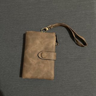 (Category: ) located in . Submitted by mauimu (Listing ID 1272560497, Image 1). Description: .