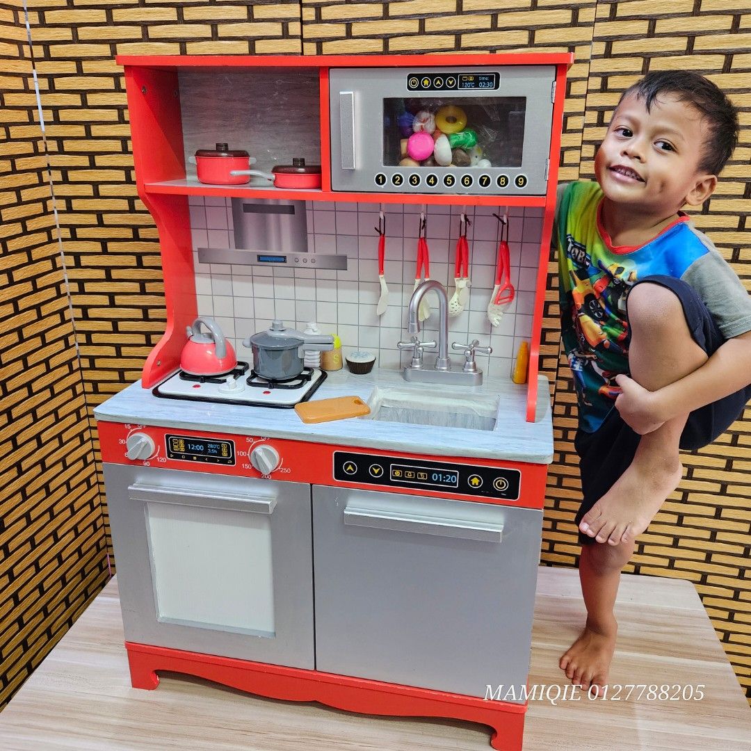 Toy big hot sale kitchen set