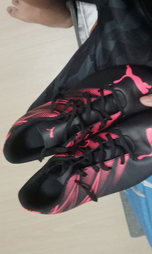 Football boots size hot sale 10.5
