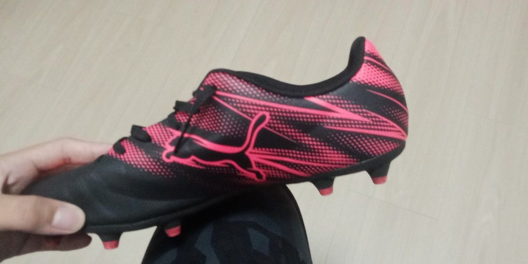 Football boots sales size 10.5