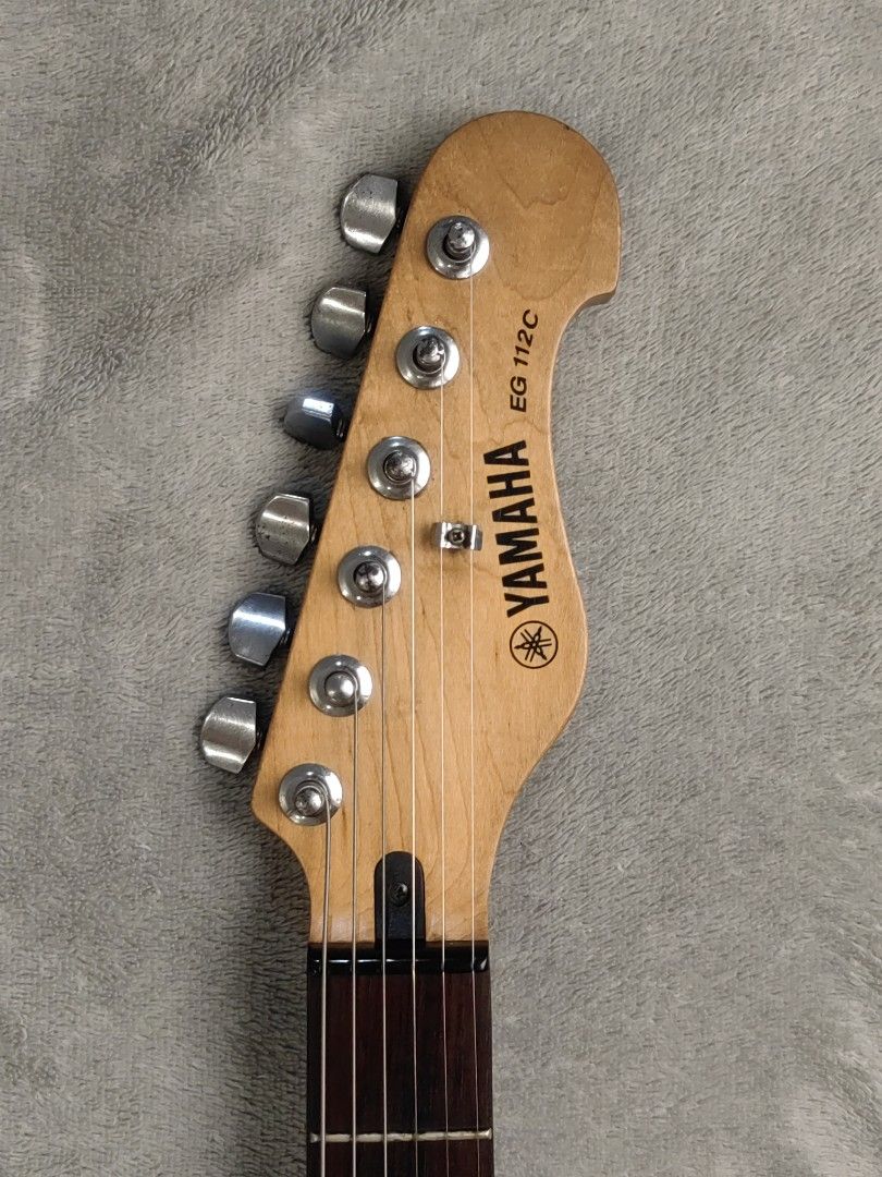 Yamaha EG 112C Electric Guitar, Hobbies & Toys, Music & Media, Musical ...