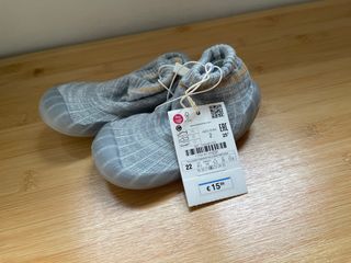 （分類：）位於 。 由 _wannn_ 提交（商品編號 1272570578，圖片 1）。簡介： 。