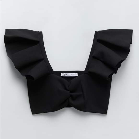 Zara knit top (Category: Others Tops) located in Davao. Submitted by ericka08 (Listing ID 1272487876, Image 2). Description: Brandnew, never worn. Best fit: XS-Semi Med Stretchy since this is knitted Send me a message for actual pic .