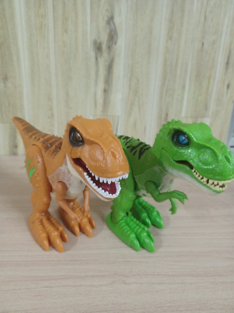 Zuru dinosaur, Hobbies & Toys, Toys & Games on Carousell