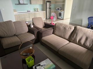 (Category: ) located in . Submitted by alloy628 (Listing ID 1268942711, Image 1). Description: .
