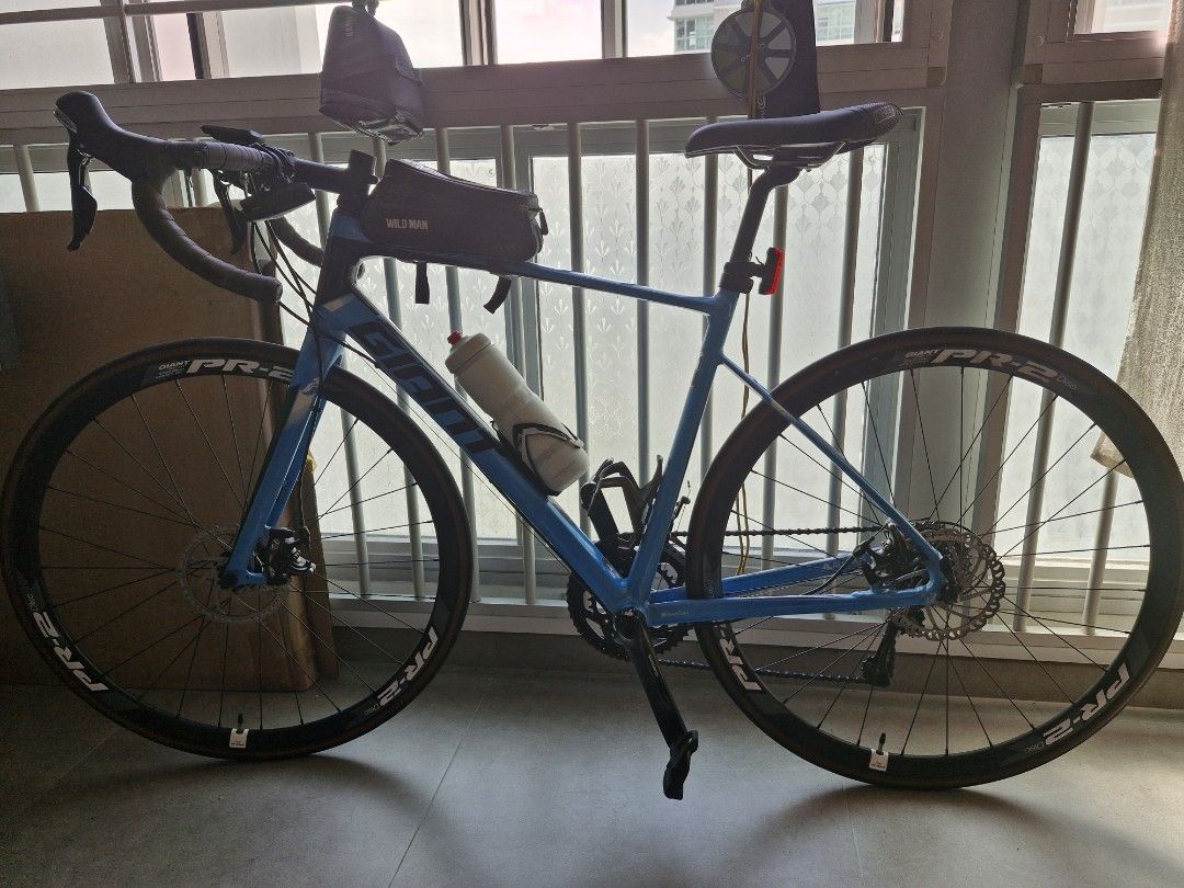 Giant defy 1 2016 top