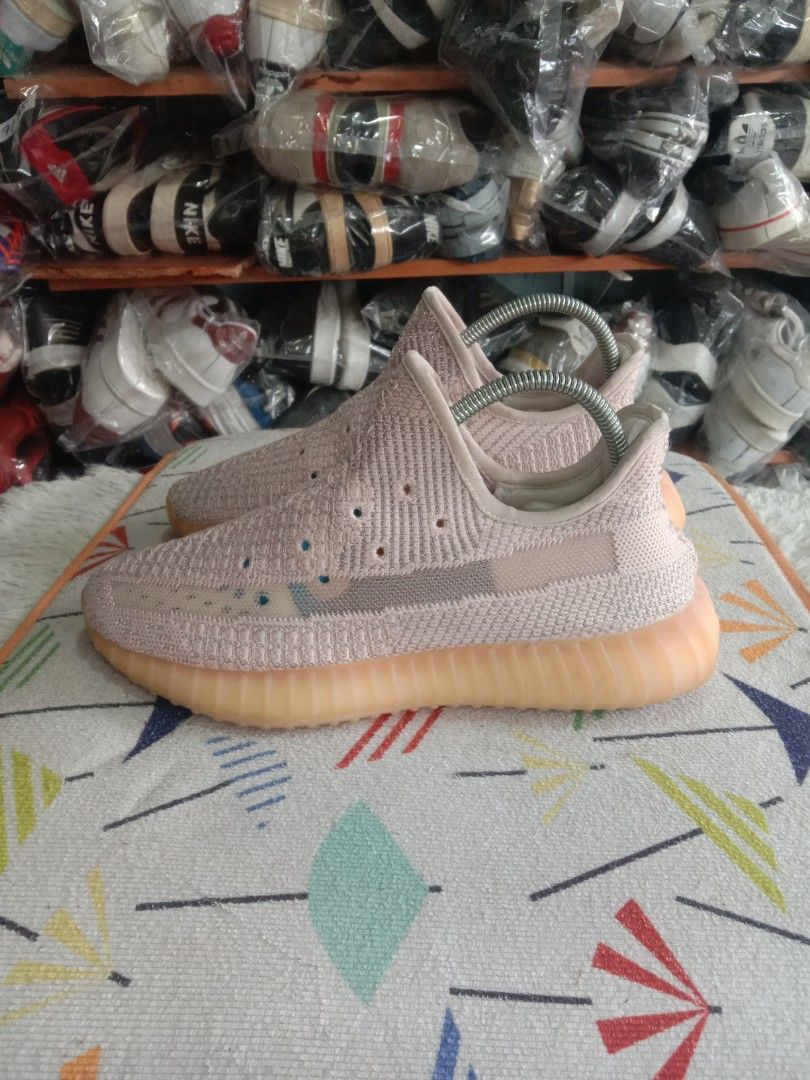 Yeezy clearance boost 6.5