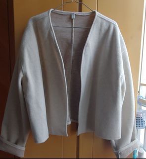 95% new 米杏色寛仿羊毛質感落肩外套 beige coat[H and M, brandy Melville zara uniqlo gu ]