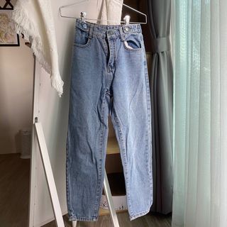 鬆緊直筒牛仔褲