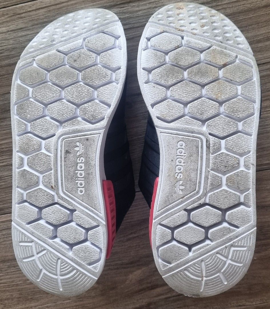 Adidas nmd hotsell 360 80