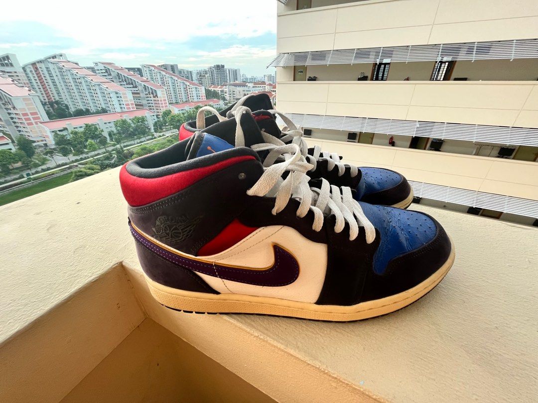 Air Jordan 1 Lakers Top 3