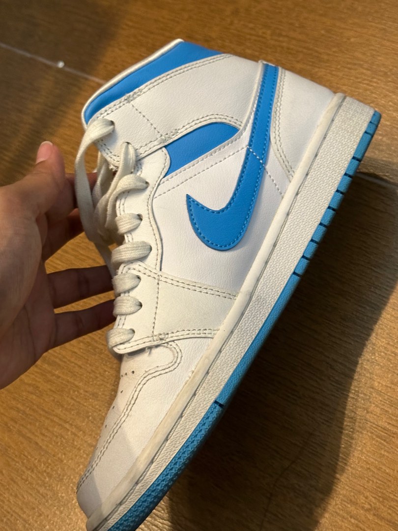 womens air jordan mid unc