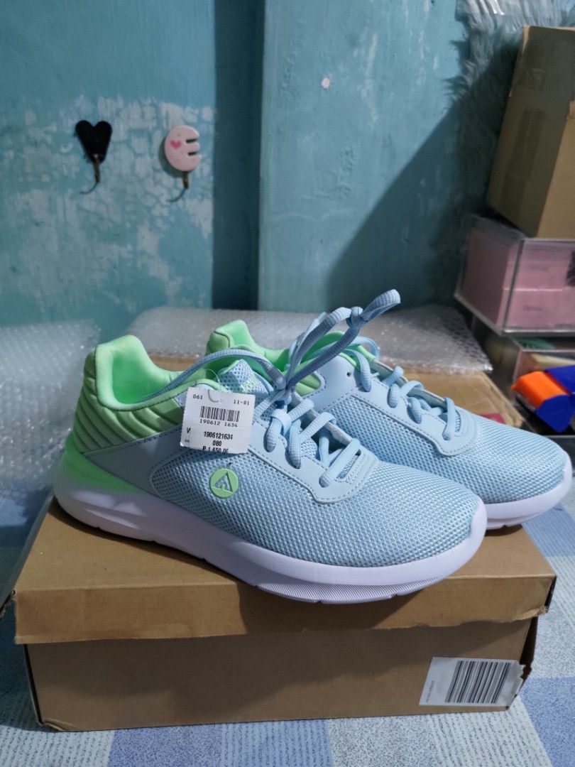 Airwalk hotsell rubber shoes