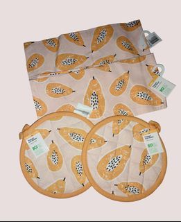 ANKO Papaya Pot Holders & Tea Towels Set