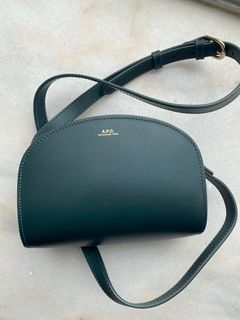 （分類：）位於 。 由 badatusername 提交（商品編號 1268938759，圖片 1）。簡介： 。