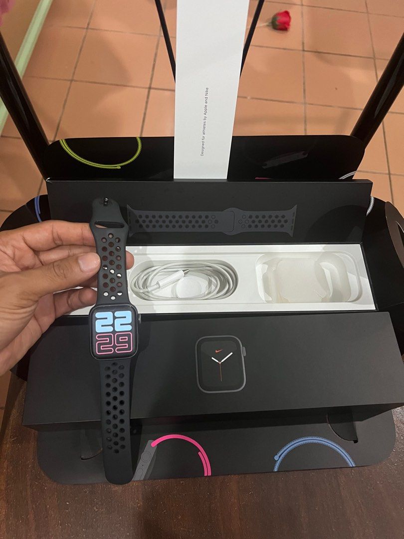 Apple watch series discount 4 nike lte