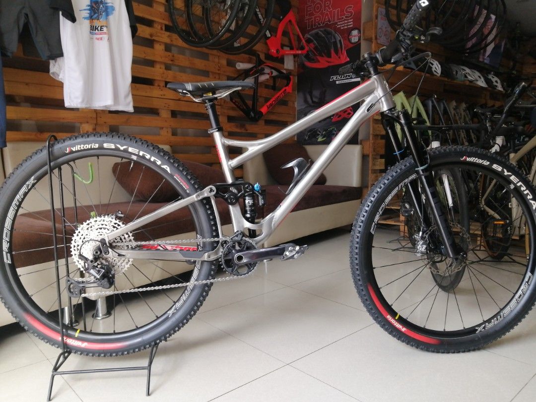 Banshee 29er clearance