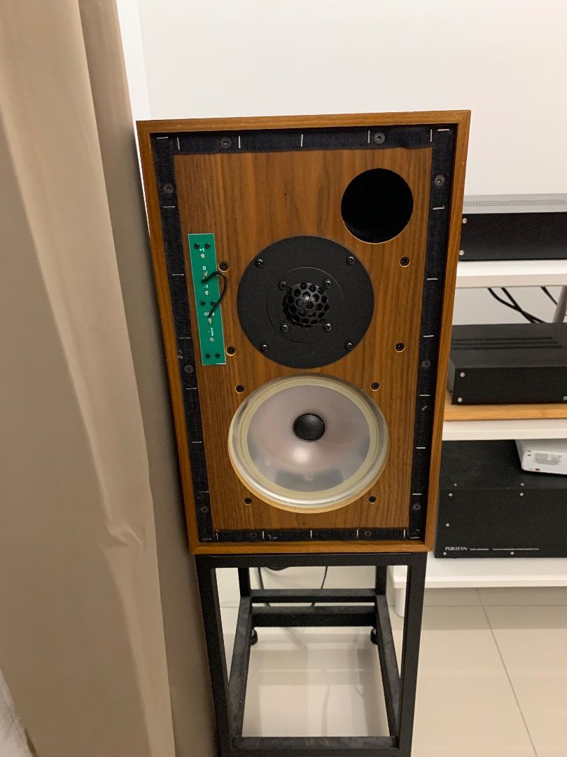 *CNY Reduction: BBC Rogers LS5/9 Speakers walnut current edition * Made In England Bbc_rogers_ls59_speakers_2020__1701504443_c7614d85_progressive