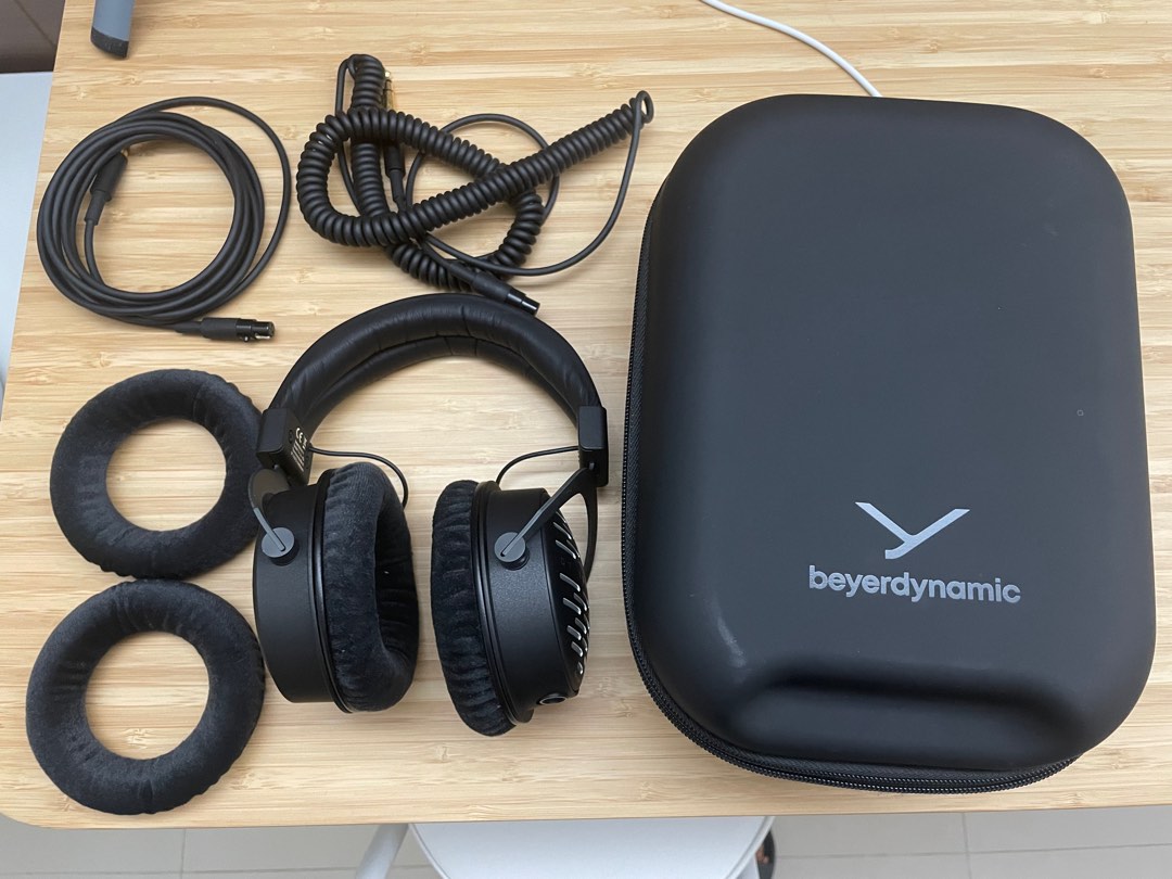 Beyerdynamic DT 1990 Pro 250 Ohm, 音響器材, 頭戴式/罩耳式耳機 - Carousell