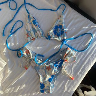 (Category: ) located in . Submitted by 000ya (Listing ID 1268980701, Image 1). Description: .