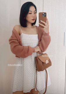 (Category: ) located in . Submitted by vipcloset (Listing ID 1269003145, Image 1). Description: .