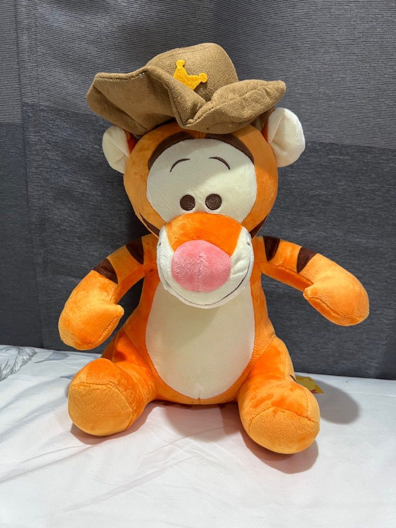 Tigger hat outlet